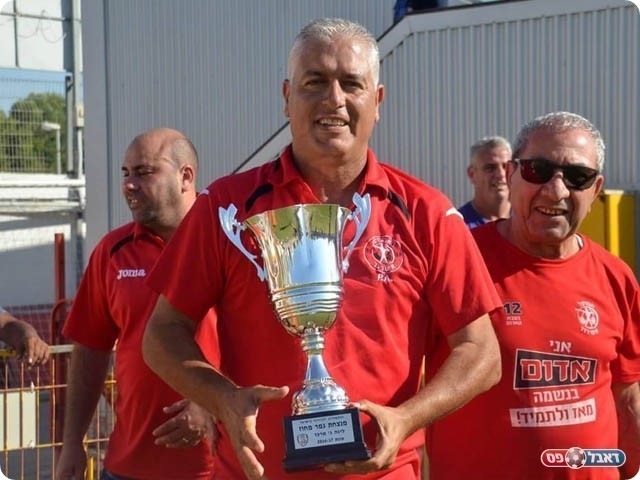 פיני עייש (אבישי אפטקר)